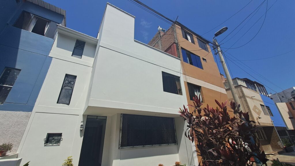 28034675-39a1-47f2-a114-af21fcb91e4b